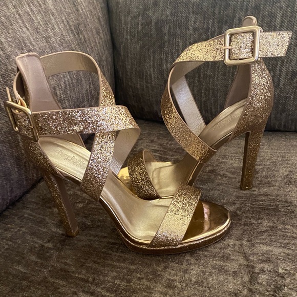 Escarpins Scintillants Charlotte Russe Pointure 8.5 - Or - Mariage